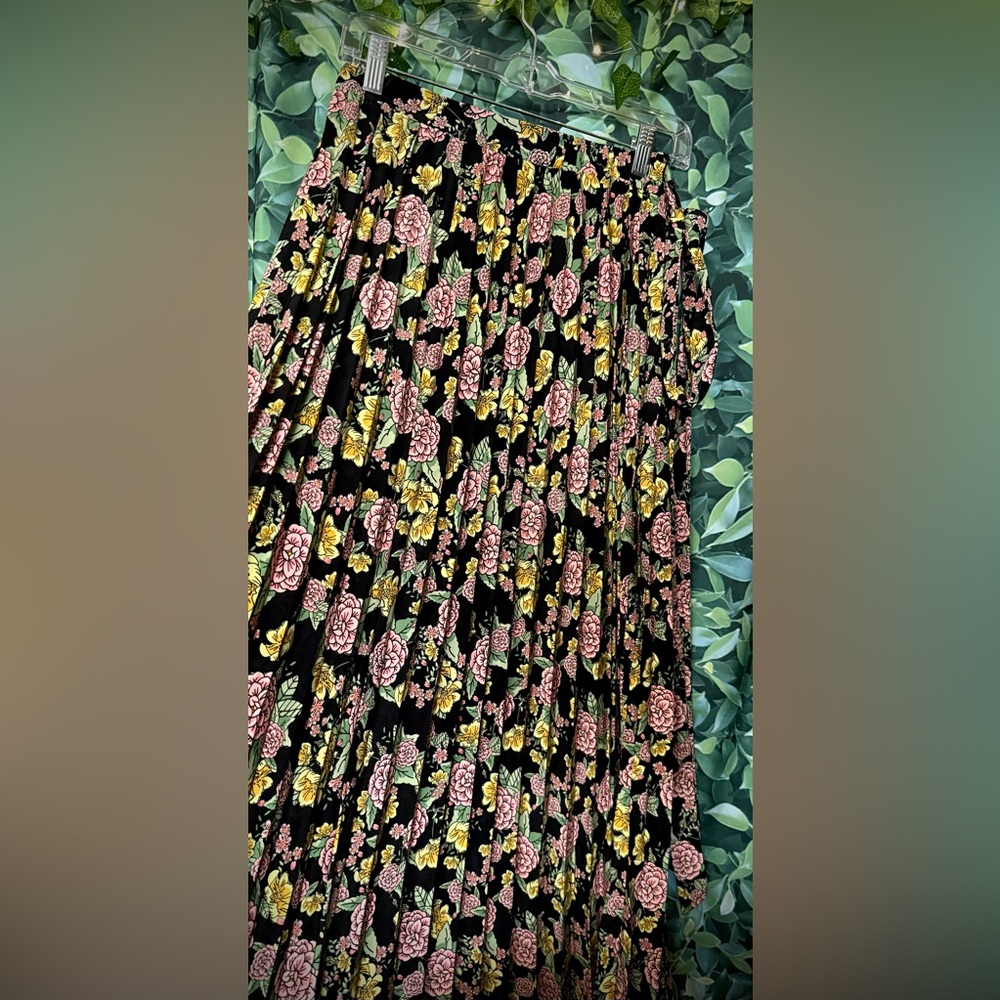 Lularoe floral pleated maxi
